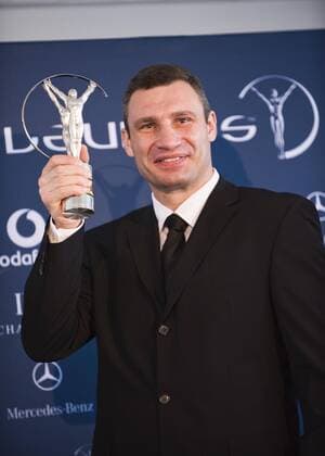 Vitali Klitschko (Ukraine) wird mit dem Laureus World Comeback of the Year Award ausgezeichnet Boxen Herren Laureus World Sports Awards 2009, Sportlerwahl, Wahl, Boxsport, Profiboxen, Vdig o0 des Jahres Einzelbild Dortmund Freude,