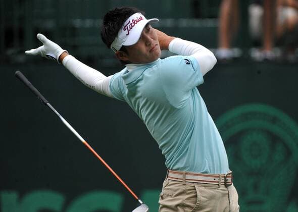 Ryuji Imada (Japan) verliert seinen Schläger -  (NYP20090619301) Golf Herren US Open 2009, PGA Tour Einzelbild Farmingdale Bethpage