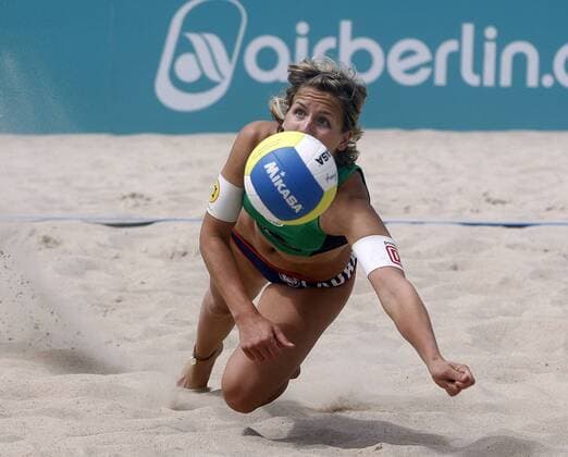 Laura Ludwig (Deutschland) Beachvolleyball Damen German Masters 2009, Beach European Championship Tour Einzelbild Berlin Dynamik,