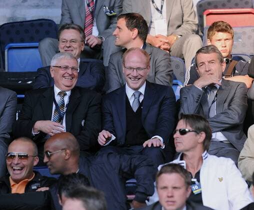DFB Sportdirektor Matthias Sammer (Mitte), DFB Präsident Dr. Theo Zwanziger (li.) und DFB Generalsekretär Wolfgang Niersbach (alle Deutschland) auf der Tribüne Fußball Länderspiel Herren U21 EM 2009, U 21, Nationalteam Gruppe Halmstad Freude,
