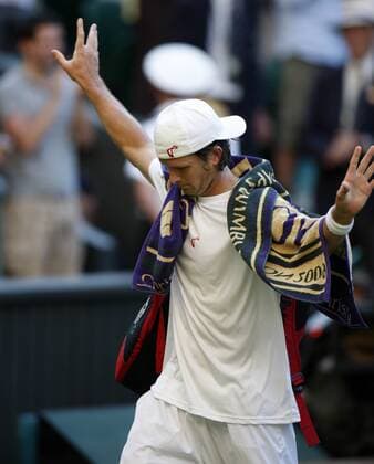 Robert Kendrick (USA) - enttäuschter Abgang -  Tennis Herren All England Championships 2009, Grand Slam, ATP Tour Einzelbild Wimbledon London Enttäuschung,