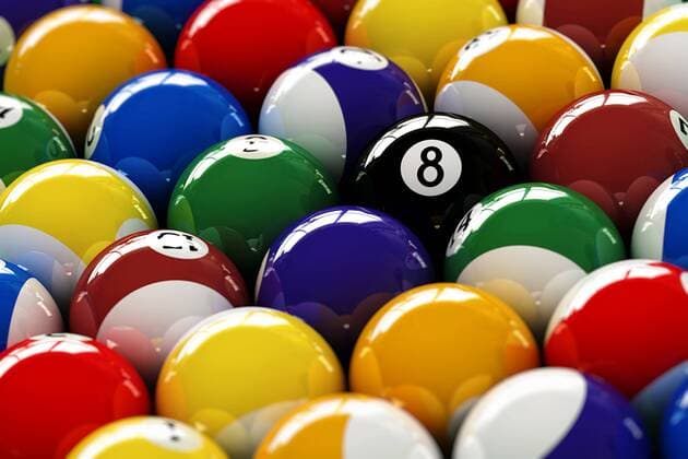 Glänzend polierte Billardkugeln inklusive der schwarzen Acht - (iblcrs01155142) Billard Herren Pool 2009, Poolbillard, Freizeit, Freizeitsport, Einzelbild