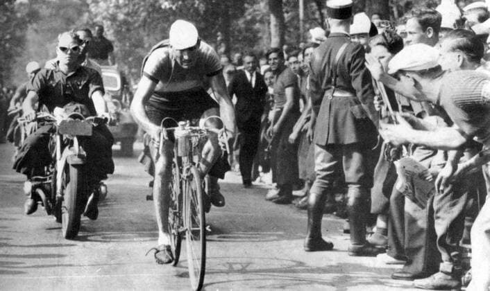 Andre Leducq (Frankreich) -  Radsport Herren Tour de France 1932, Straßenradsport, Straße, Rad, Gruppe Aufnahmedatum geschätzt,