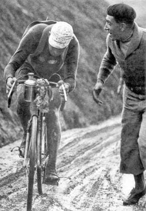 Andre Leducq (Frankreich) im Anstieg zum Col d Aubisque -  Radsport Herren Tour de France 1932, Straßenradsport, Straße, Rad, Einzelbild Aufnahmedatum geschätzt, Dynamik,
