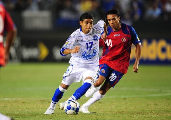 Christian Castillo (El Salvador, li.) gegen Walter Centeno (Costa Rica) - (Icon20103764) Fußball Länderspiel Herren Concacaf Gold Cup 2009, GoldCup, Nationalteam, Nationaltrikot, Costa Rica - El Salvador 1:2 Gruppe Carson Dynamik, EDITORIAL USE ONLY