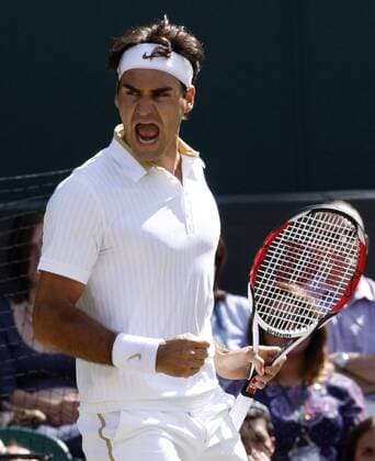 Roger Federer (Schweiz) jubelt -  Tennis Herren All England Championships 2009, ATP Tour, Grand Slam, Finale Einzelbild Wimbledon London Freude, Begeisterung,