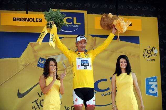 Fabian Cancellara (Schweiz Saxo Bank) bleibt Gesamtführender nach der zweiten Etappe bei der Tour de France 2009 -  Radsport Herren Tour de France 2009, Straßenradsport, Straße, Rad Gruppe Monte Carlo 2. Etappe: Monaco - Brignoles Begeisterung, Freude,