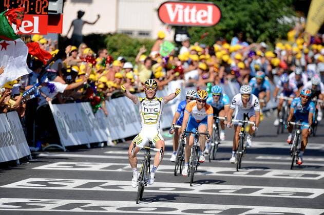 Mark Cavendish (Großbritannien Columbia High Road) gewinnt die zweite Etappe der Tour de France 2009 -  Radsport Herren Tour de France 2009, Straßenradsport, Straße, Rad Gruppe Monte Carlo 2. Etappe: Monaco - Brignoles Begeisterung, Freude,