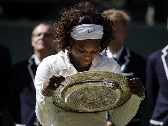 Serena Williams (USA) gewinnt Wimbledon 2009 Tennis Damen All England Championships 2009, Grand Slam, WTA Tour, Finale Einzelbild Wimbledon London Glück, Freude,