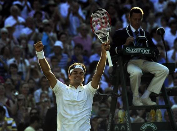 Roger Federer (Schweiz) gewinnt Wimbledon 2009 Tennis Herren All England Championships 2009, Grand Slam, ATP Tour, Finale Einzelbild Wimbledon London Begeisterung, Freude,