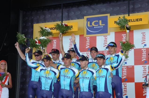 Team Astana gewinnt das Mannschaftszeitfahren der Tour de France 2009 -  Radsport Herren Tour de France 2009, Straßenradsport, Straße, Rad, Mannschaftszeitfahren, Zeitfahren, Vdig Gruppe 4. Etappe: Montpellier - Montpellier Freude,