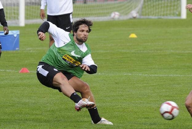 Diego (Juventus Turin) -  Fußball Herren Serie A 2009 2010, Training, Juve Einzelbild Trainingslager, 1. Liga Pinzolo Dynamik,