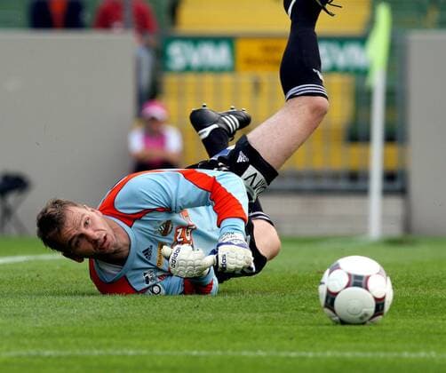 FUSSBALL - BL, Mattersburg vs Rapid GEPA-2607085138 - MATTERSBURG,AUSTRIA,26.JUL.08 - FUSSBALL - tipp3 Bundesliga powered by T-Mobile, SV Mattersburg vs SK Rapid Wien. Bild zeigt Georg Koch (Rapid). Foto: GEPA pictures Hans Oberlaender 