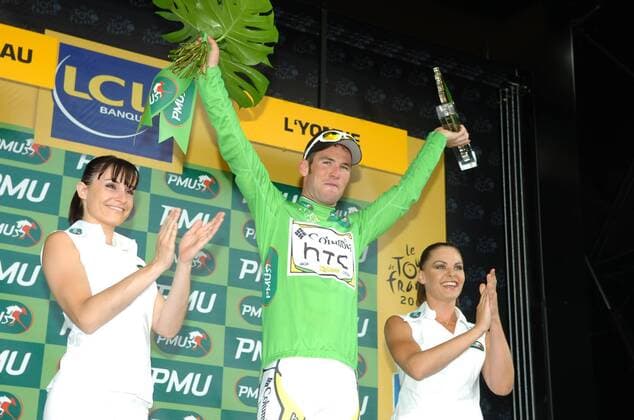 Mark Cavendish (Großbritannien Columbia High Road) im grünen Trikot nach der 11. Etappe der Tour de France 2009 -  Radsport Herren Tour de France 2009, Straßenradsport, Straße, Rad Gruppe 11. Etappe: Vatan - Saint Fargeau Freude,