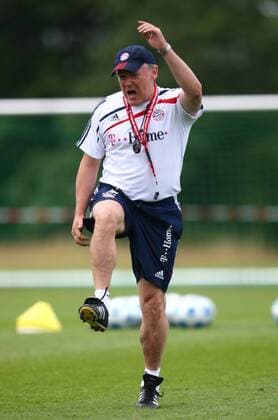 Co Trainer Hermann Gerland (Bayern) Fußball 1. BL Herren Saison 2009 2010, Trainingslager, Training, FC Bayern München Einzelbild Donaueschingen