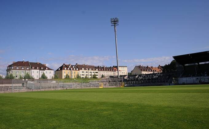 Stadion an der Grünwalder Straße - Heimspielstätte des TSV 1860 München -  Fußball Herren Saison 2009 2010, Fotostory, Stadionstory, Test, Testspiel, TSV 1860 München Totale München
