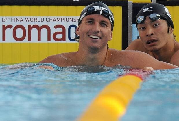 Aaron Peirsol (USA, li.) - Weltmeister 2009 über 200m Rücken - und Ryosuke Irie (Japan) - xFRA (SESApool057) Schwimmen Herren WM 2009, 200m Rücken Gruppe Rom