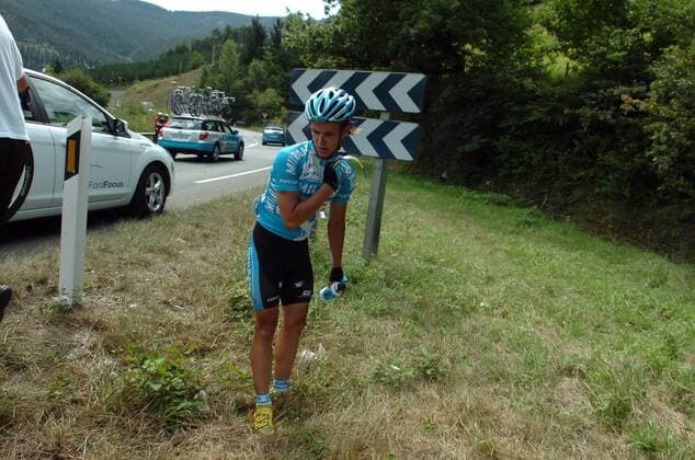 Linus Gerdemann (Deutschland Milram) stürzt -  Radsport Herren Clasica Ciclista San Sebastian 2009, Classica, ProTour, Straßenradsport, Straße, Rad, Einzelbild San Sebastian - San Sebastian