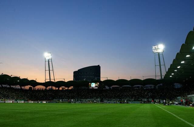 FUSSBALL, GRAZ, Bundesliga, SK Puntigamer Sturm Graz - Heimspielstääte UPC Arena -  o0 Sportstätte, Stadion, Fußballstadion, innen, Innenansicht, Totale, Dämmerung, Abenddämmerung