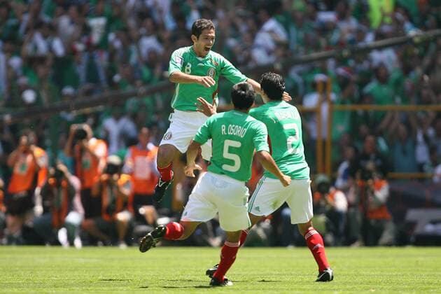 Jose Antonio Castro (MEX) (8) celebrates his goal with teammates - Icon918090812020 o0 Freude EDITORIAL USE ONLY