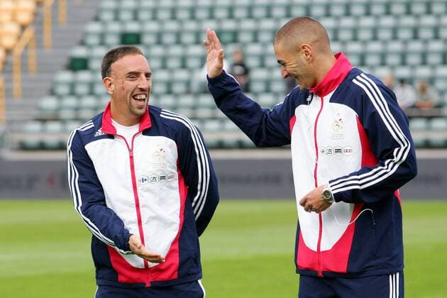 Franck Ribery (L) et Karim Benzema - France -  NLeGouicFEP o0 Aufmacher, Harmonie, Kameradschaft, Freude