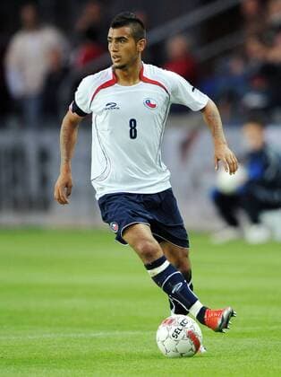 Arturo Vidal (Chile) -  Fußball Länderspiel Herren Freundschaftsspiel 2009, Test, Testspiel, Nationalteam, Nationaltrikot Einzelbild Kopenhagen Dynamik,