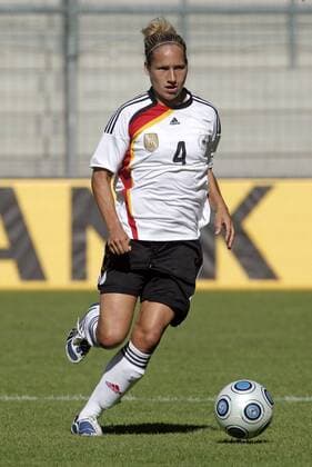 Babett Peter (Deutschland) Fußball Länderspiel Damen Freundschaftsspiel 2009, Testspiel, Test, Frauen, Frauenfußball, Nationalteam, Nationaltrikot Einzelbild Mannheim Dynamik,
