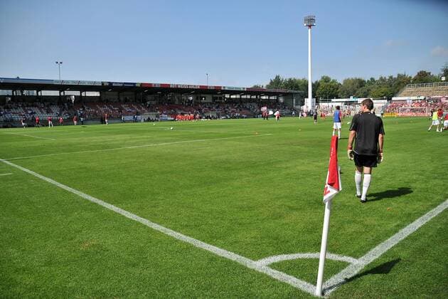 Fußball, Stadiongeschichte Rot Weiß Ahlen Eckpunkt im Wersestadion, der Heimspielstätte von Rot Weiß Ahlen Fußball 2. BL Herren Saison 2009 2010, Rot Weiß Ahlen, RW Totale Wersestadion Ahlen