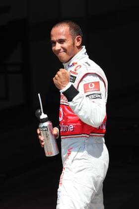 Lewis Hamilton (England McLaren Mercedes) - Pole Position beim GP von Europa 2009 Motorsport Grand Prix Herren Großer Preis von Europa 2009, Formel 1 Weltmeisterschaft, F1, F, GP, WM, Qualifying Einzelbild Valencia Freude,