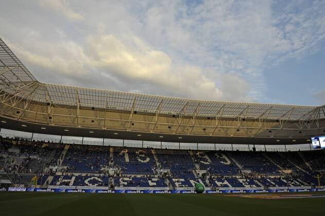 Leere Ränge in der Rhein Neckar Arena Sinsheim, Heimspielstätte der TSG 1899 Hoffenheim