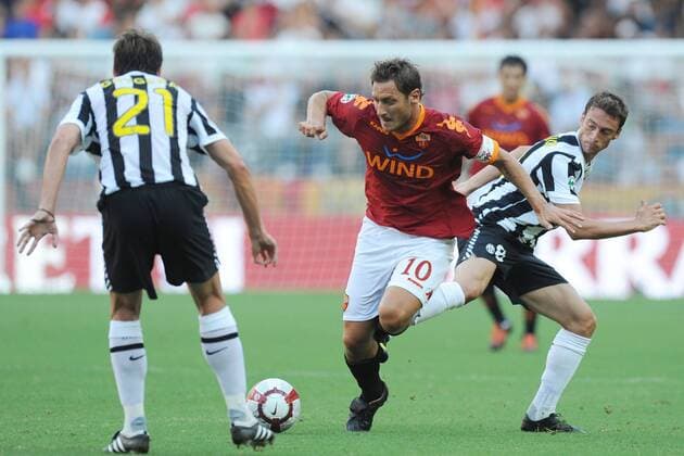 AS Rom (rot)-Juventus Turin: Francesco Totti gegen Claudio Marchisio (re.) 