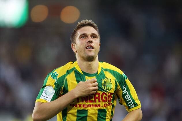 Ivan Klasnic - FC Nantes (gelb) FC Istres (blau) - Ligue2 Ligue 2 L2 L 2 - 21.08.2009 - - VxMichelxFepxPanoramiC - 