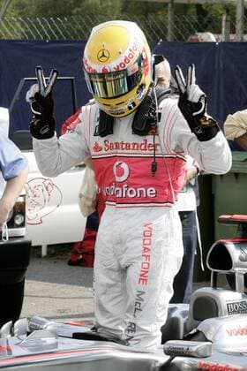 Lewis Hamilton (England McLaren Mercedes) jubelt o0 Mc Laren, Freude, Jubel