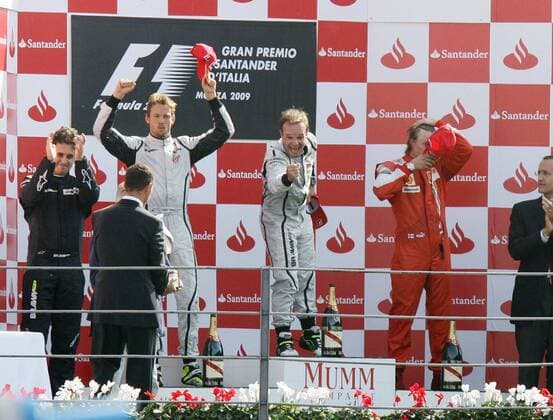 Podium, Rubens Barrichello (Mitte), Jenson Button, Brawn GP Formula One Team, und Kimi Raikkonen, Scuderia Ferrari, Formel 1 GP Italien in Monza, 13.09.09