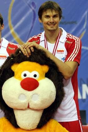 MICHAL BAKIEWICZ (POLEN) - Europameister 2009 - mit dem EM Maskottchen -  o0 Objekte Sieg, Sieger
