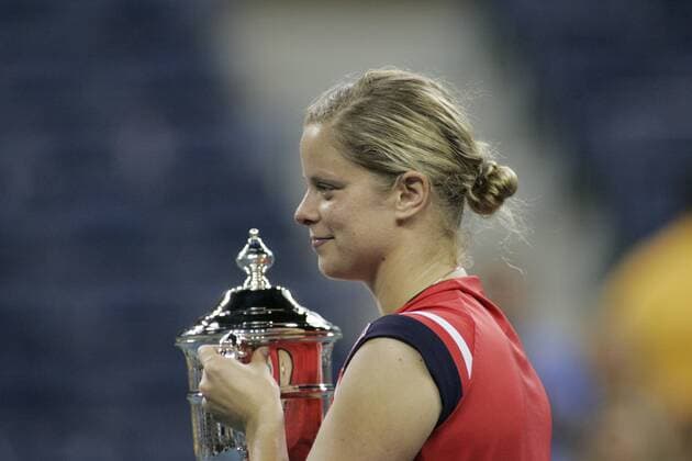 Kim Clijsters of Belgium holds the Womens Championship Trophy after her 2009 US Open Icon33009091316 o0 Jubel, Sieg, Sieger, Finale, Flushing Meadows, Siegerehrung, Freude, Pokal, Trophäe, Objekte EDITORIAL USE ONLY