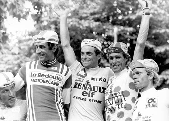 Jul 20, 1981; Paris, France; Winner of the Tour De France 1981, BERNARD HINAULT, FRA, (C) with ROBERT ALBAN (L), LUCIEN VAN IMPE and BERNARD ZOETEMELK.  - ZUMAk09 o0 Aufnahmedatum geschätzt o0 Radsport Rad Straße Straßenradsport o0 Herren