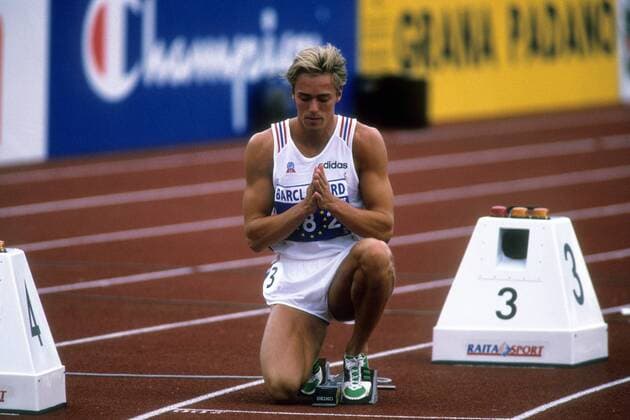 Geir Moen (Norwegen) betet Leichtathletik EM Herren Leichtathletik EM 1994, Nationaltrikot, 200m Einzelbild Helsinki