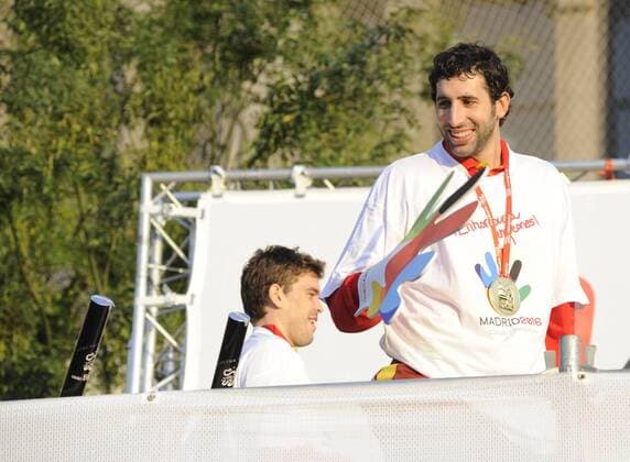 Empfang der spanischen Nationalmannschaft in Madrid - Spanien ist Europameister 2009: Alex Mumbru  NOxONLINExUSE