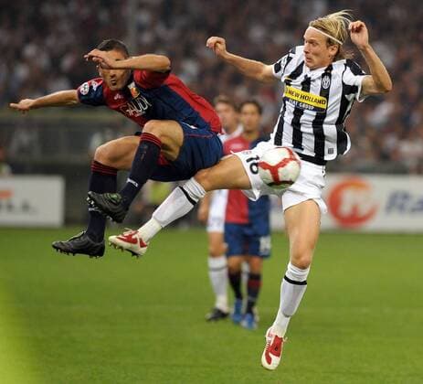 Christian Poulsen (Juventus Turin, Juve, re.), Salvatore Bocchetti (FC Genoa 1893, CFC) - giorgioxperottino o00 Einzelbild