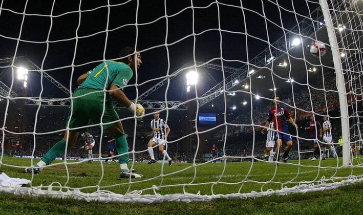 Gianluigi Buffon (Juventus Turin, Juve) -  o0 Hintertor, Hintertorkamera, Hintertorperspektive