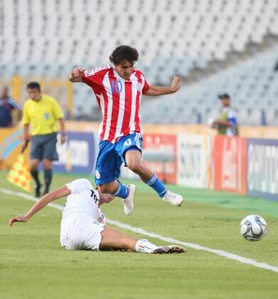 Gustavo CRISTALDO (Paraguay U20, re.) Fußball WM Herren U20 WM 2009, Länderspiel, Nationalteam, Nationaltrikot, U 20, Paraguay - Italien Gruppe Kairo