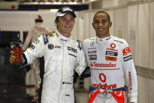 Lewis Hamilton (England McLaren Mercedes, re.) gewinnt das Qualifying zum GP von Singapur vor Nico Rosberg (Deutschland Williams) o0 Mc Laren, Jubel, Freude