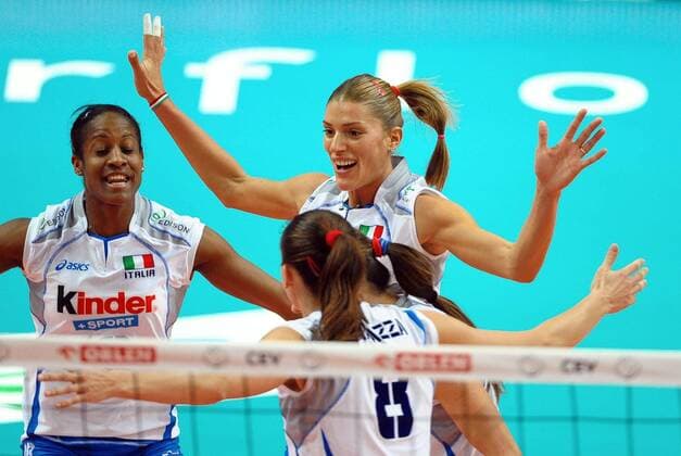 KATOWICE, Jubel Italien, v.li.: TAISMARY AGUERO (ITA), FRANCESCA PICCININI -  20090929LUK018.JPG o0 Jubel, Freude