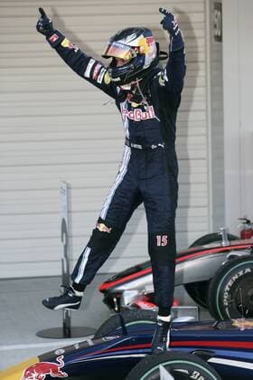 Sebastian Vettel (Deutschland Red Bull) gewinnt den GP von Japan xHOCHxZWEIx xMichaelxKunkelxo0 Jubel, Freude