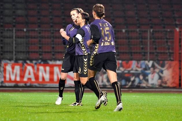 FCR 2001 Duisburg - Torjubel mit Simone Laudehr (L) und Inka Grings (M) o0 EC 1, Jubel, Freude