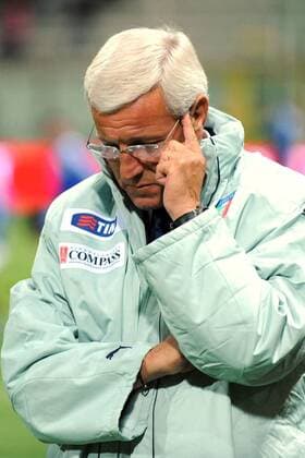 Nationaltrainer Marcello Lippi (Italien) enttäuscht -  o0 Trainer