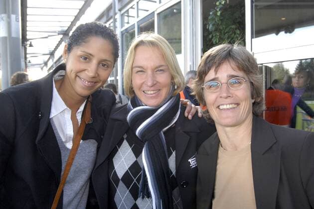 v.li.: WM OK Präsidentin Steffin Jones (Deutschland), Trainerin Martina Voss (FCR 2001 Duisburg) und 1 Vorsitzende Monika Staab (1. FFC Frankfurt) o0 Funktionär