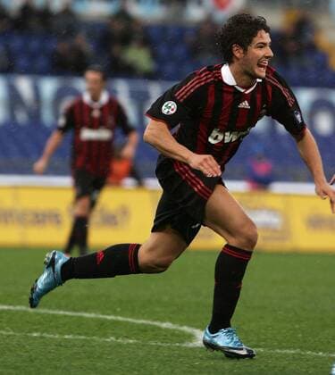Alexandre Pato (AC Milan) AntoniettaxBaldassarre o0 Jubel Freude Einzelbild