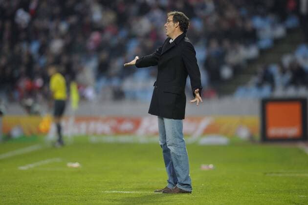 Trainer LAURENT BLANC (Girondins Bordeaux) enttäuscht - JBAutissier -  o0 Einzelbild